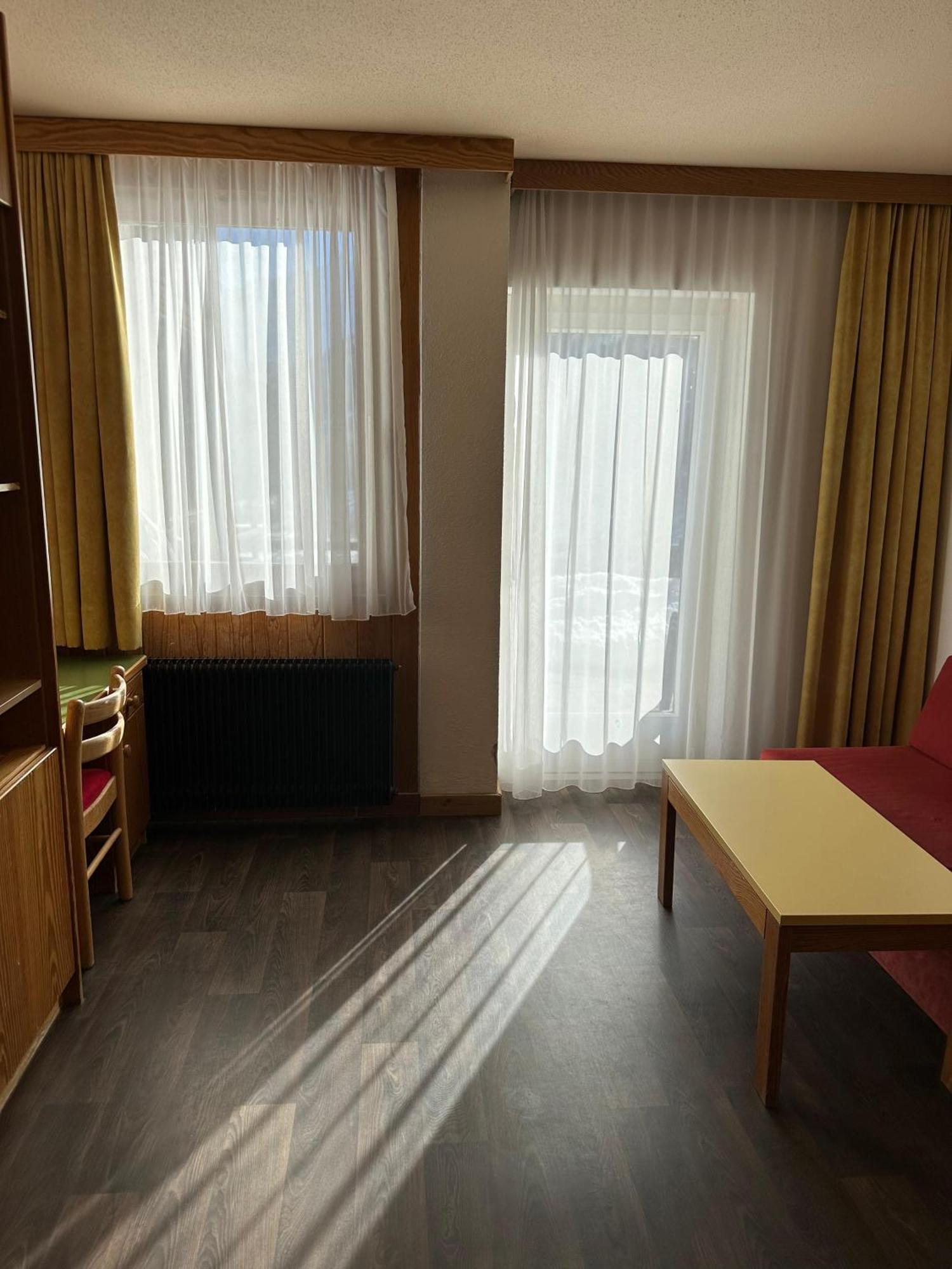 Aparthotel マーゾ・コルト エクステリア 写真